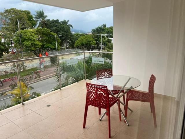 Hotel Juan Maria Tulua Ngoại thất bức ảnh
